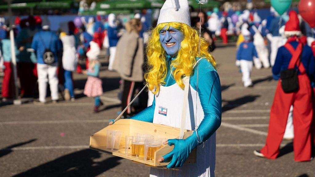 lehtikuva smurffit maailmanennätys Saksa