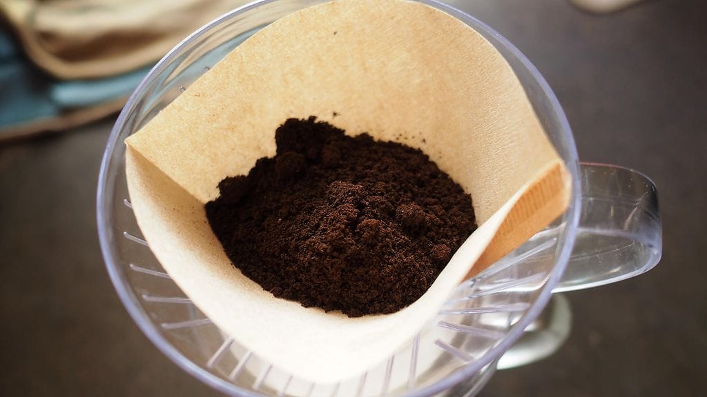 Ruskeita vai valkoisia suodatinpusseja? Mitä numeromerkinnät paketin kyljessä tarkoittavat?