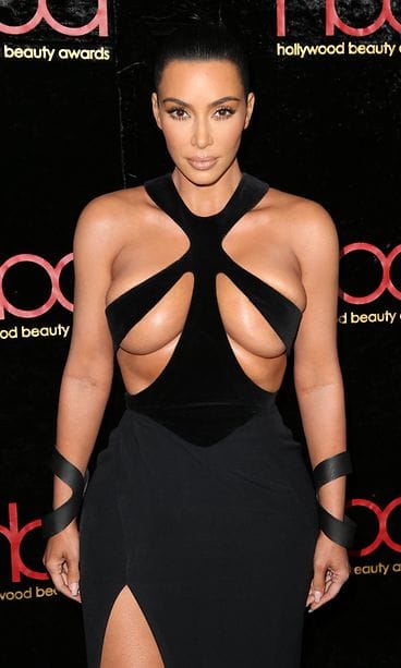 kim kardashian 18,2.2019 (1)