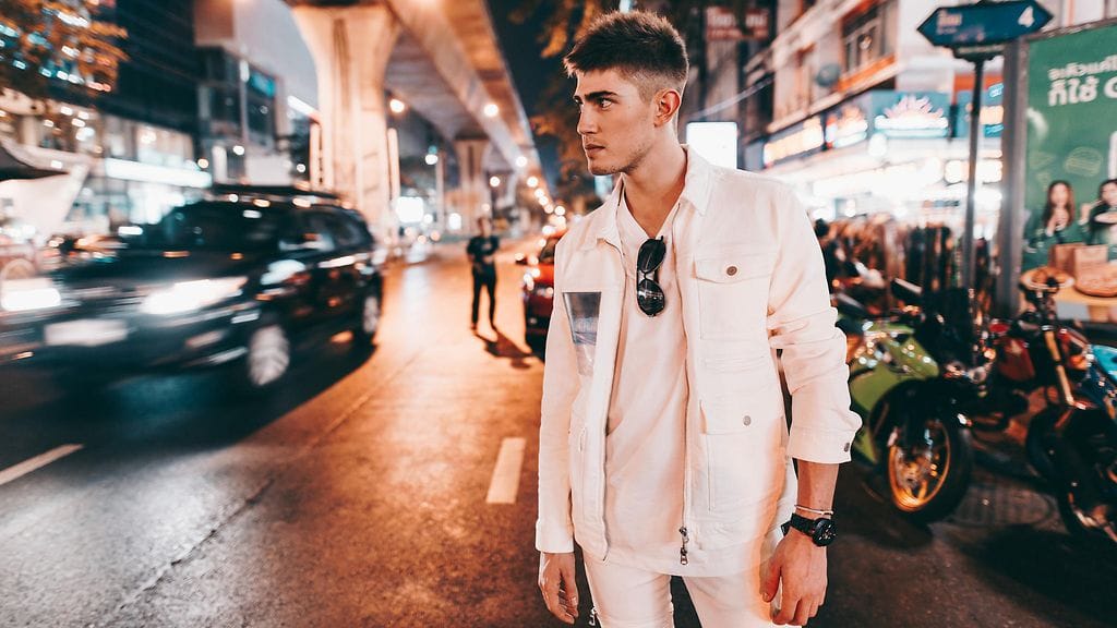 Robin Packalen kertoo Pirkka-lehdessä, ettei baareissa roikkuminen kiinnosta.