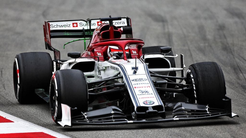 Kimi Räikkönen esitteli Alfa Romeon kanssa lupaavaa vauhtia keskiviikkona F1-talvitesteissä.