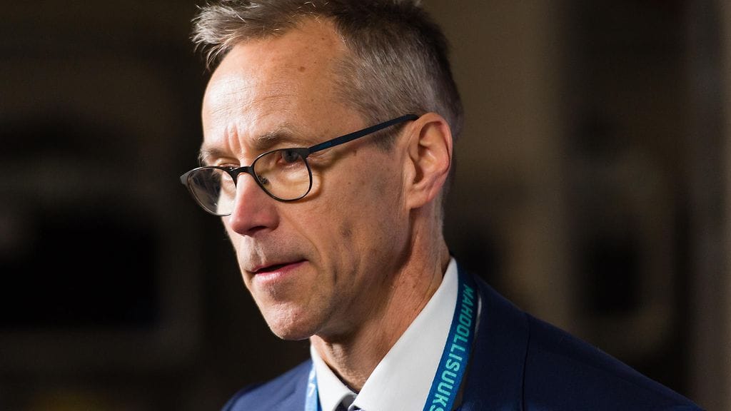 Pasi Mustonen liputtaa täysillä naisurheilun puolesta.