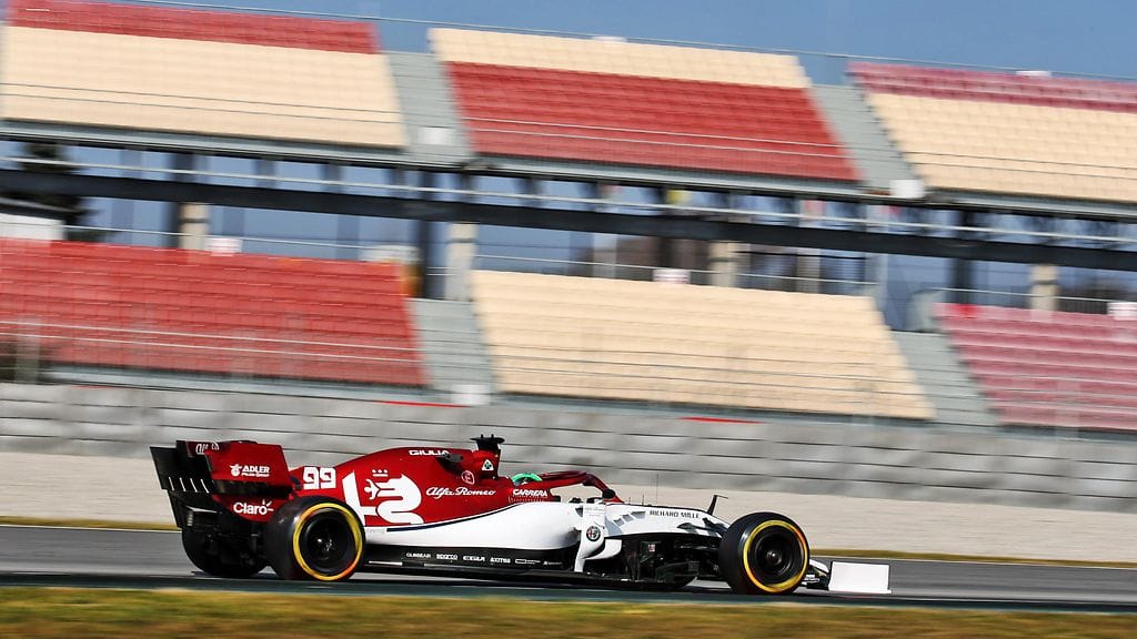 Alfa Romeon Antonio Giovinazzi ajoi torstaina peräti 154 kierrosta Espanjan Barcelonan F1-talvitesteissä.