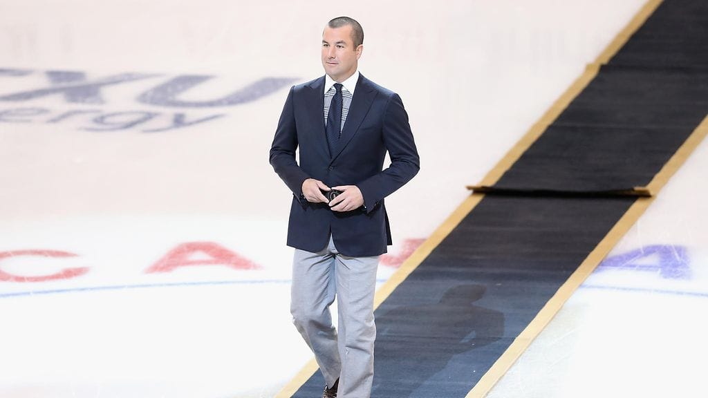 Marty Turco ihasteli Miro Heiskasen taidonnäytettä.