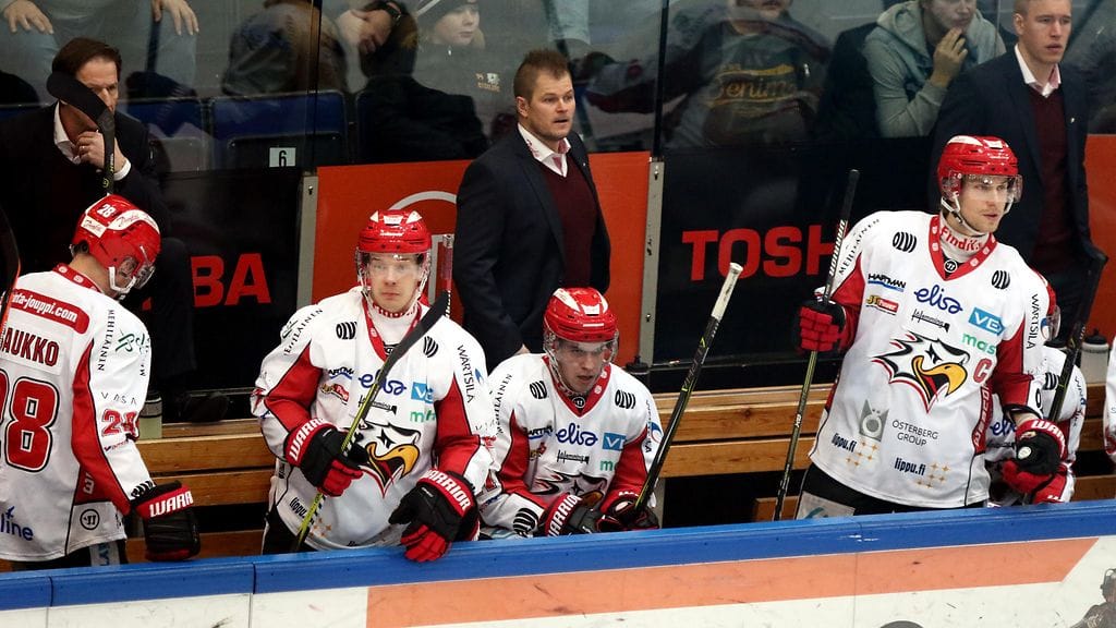 Sport koki kirvelevän tappion perjantai-iltana Vaasassa.