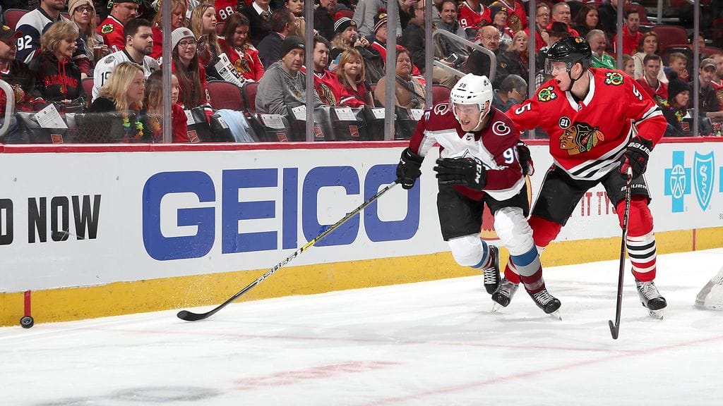 Colorado Avalanchen suomalaishyökkääjä Mikko Rantanen pääsi pisteille, kun Avalanche kaatoi Chicago Blackhawksin 5-3.