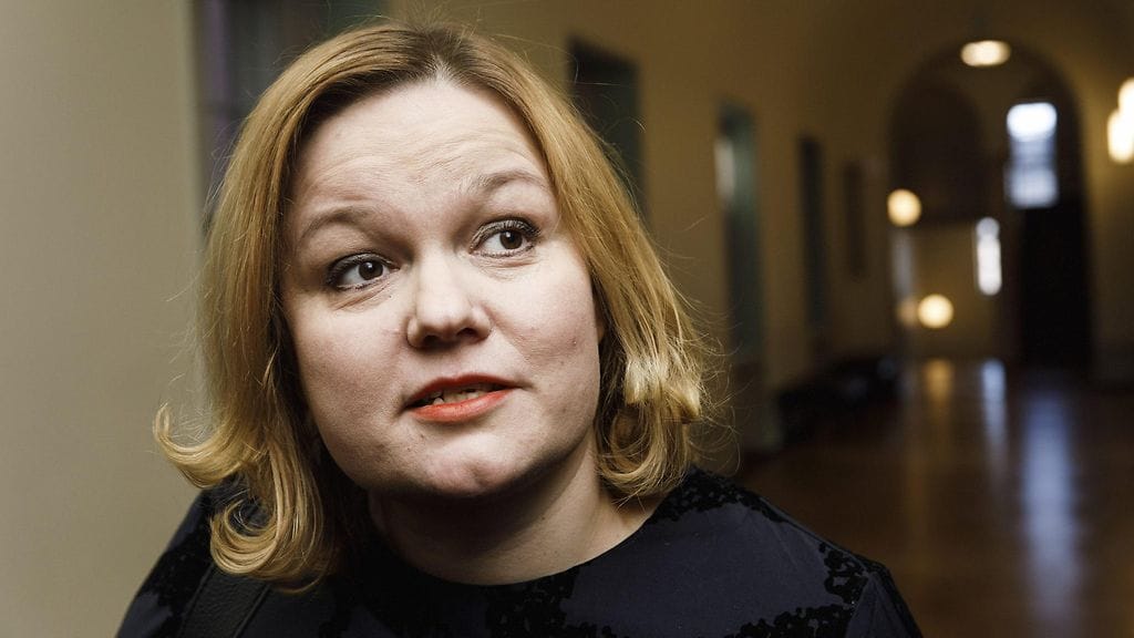 Sosiaali- ja terveysvaliokunnan puheenjohtajan Krista Kiurun (sd.) mukaan valiokunnan sote-keskustelu jatkui tänään eilisen riitelyn jälkeen.