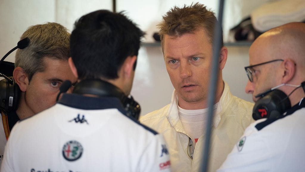 Kimi Räikkösen kokemuksesta on Alfa Romeolla hyötyä, muttei häntä ole palkattu talliin piirtämään autoa, sanoo tallipäällikkö Frederic Vasseur.