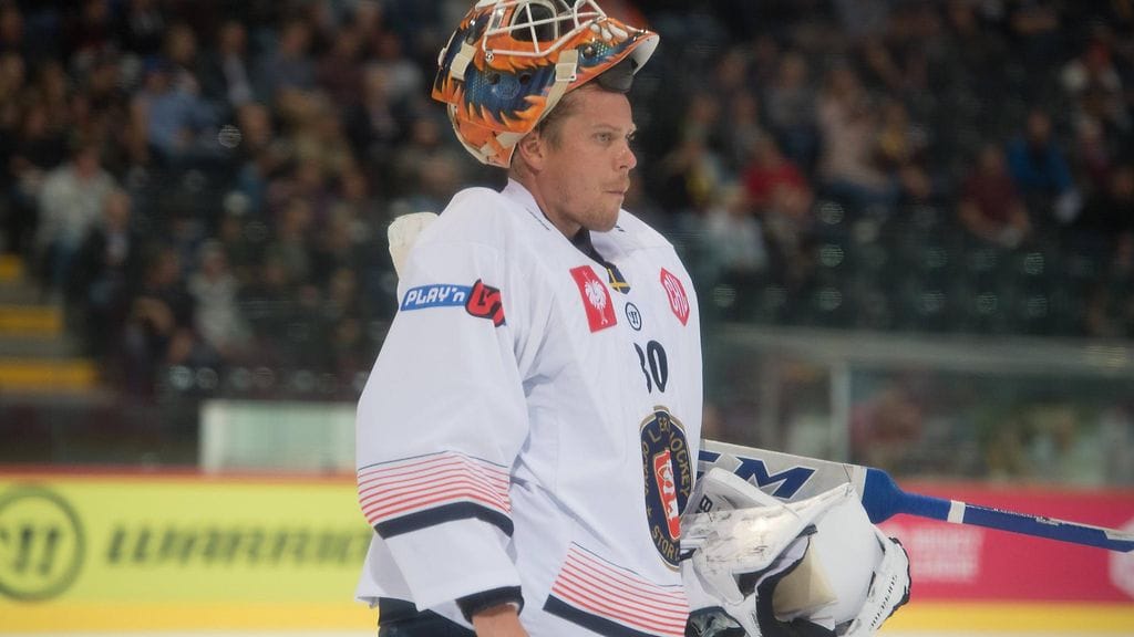 Växjö Lakersin maalivahti Viktor Fasth joutui vakavan uhkailun kohteeksi.