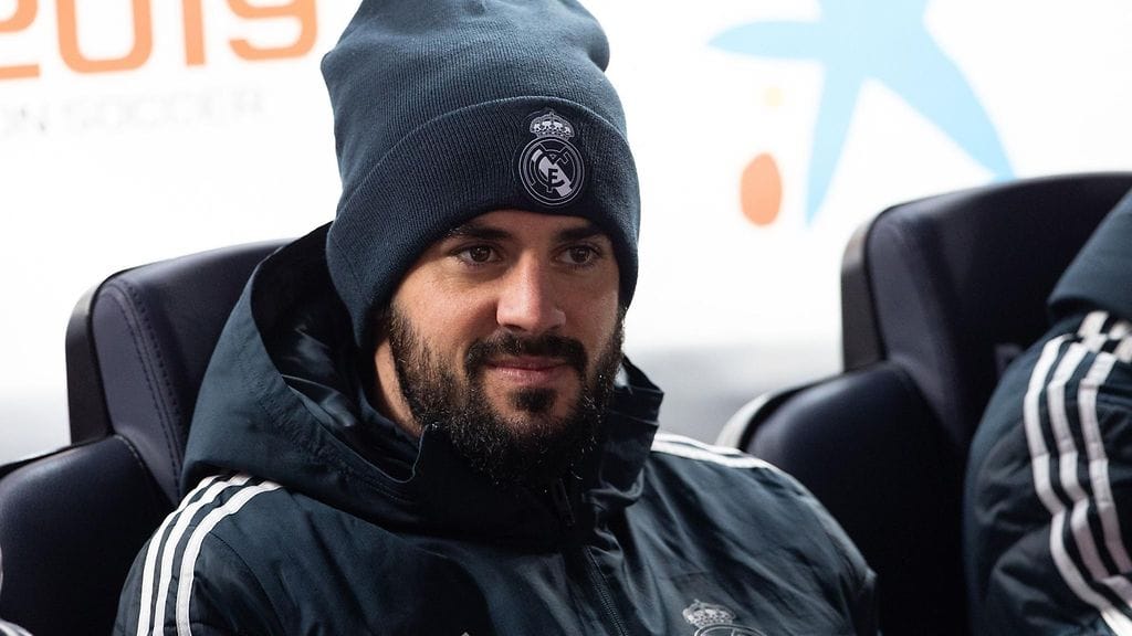 Isco on joutunut seuraamaan useita otteluita vaihtopenkiltä käsin.