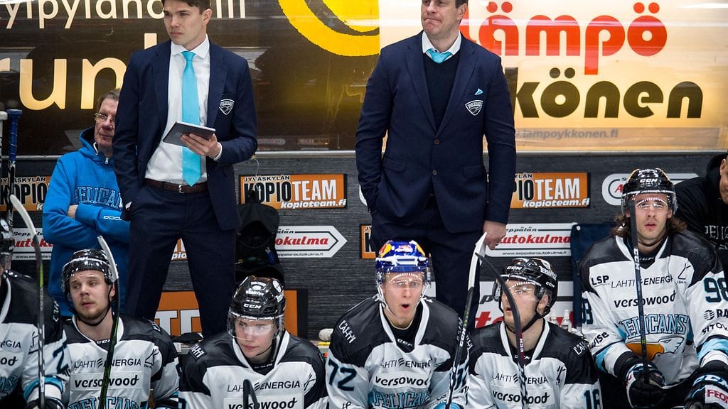 Pelicans haki Turusta tärkeän voiton.