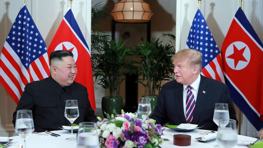 Donald Trump ja Kim Jong-un tapasivat Vietnamin Hanoissa.