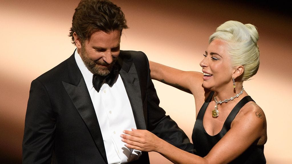 Lady Gaga ja Bradley Cooper esiintyivät yhdessä Oscar-gaalassa.