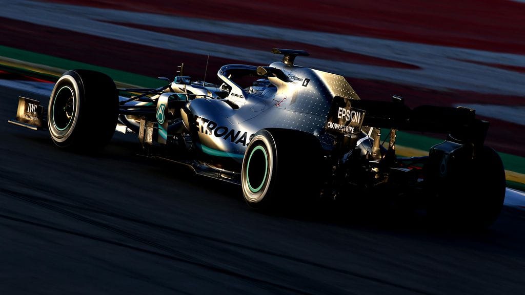 Valtteri Bottas teki torstaina kisasimulaation ja perjantaina nopeampia kierroksia.