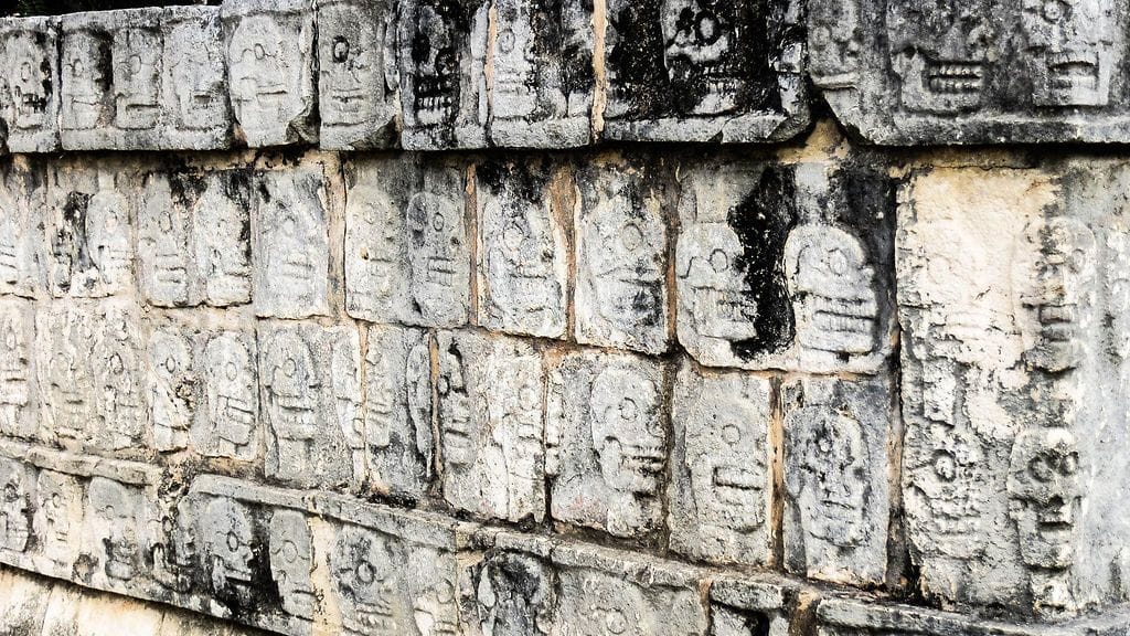 Kaiverruksia chichen itzalla