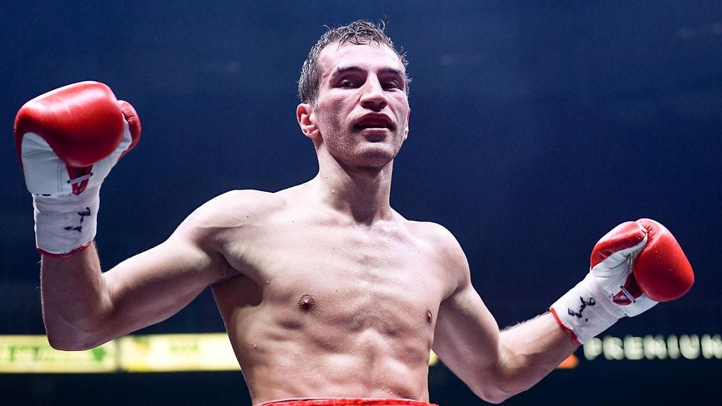 Edis Tatli ottelee huhtikuussa Madison Square Gardenilla.