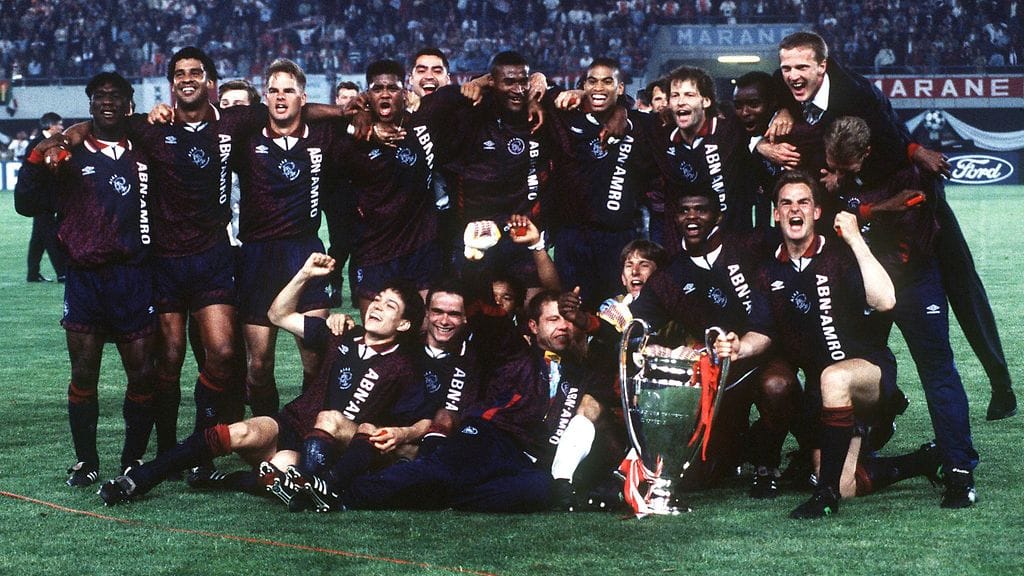 Ajax voitti edellisen kerran Mestarien liigan vuonna 1995. Jari Litmanen (vas. alhaalla) oli joukkueen tärkeimpiä pelaajia.