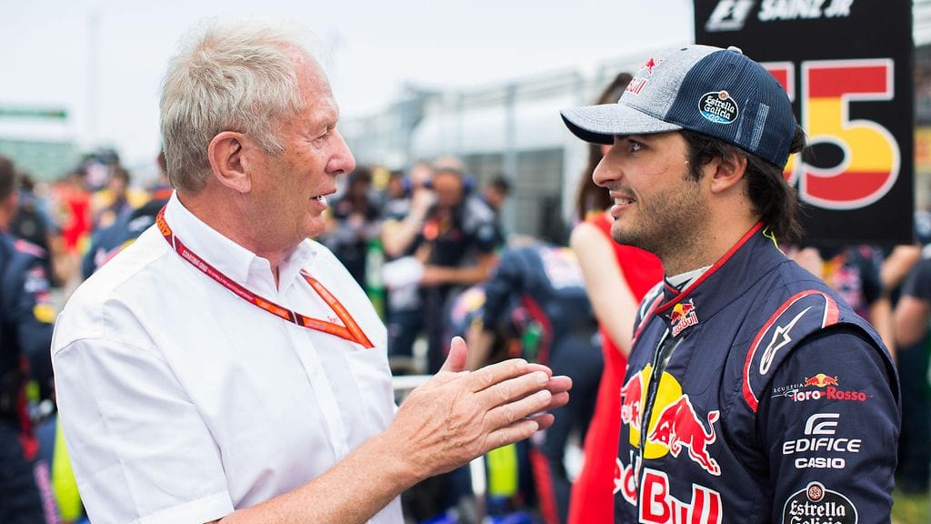 Helmut Marko (vas.) ja Carlos Sainz tekivät pitkään yhdessä töitä Red Bullin organisaatiossa.