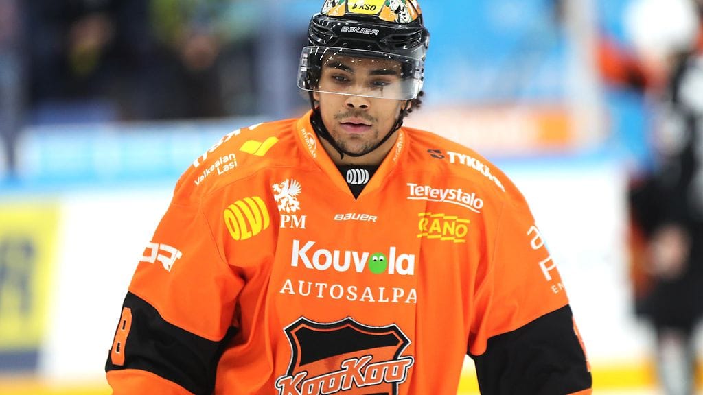 Joonas Oden jatkaa KooKoo-paidassa myös seuraavat kaksi kautta.