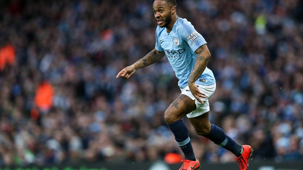Raheem Sterling teki Manchester Citylle hattutempun.