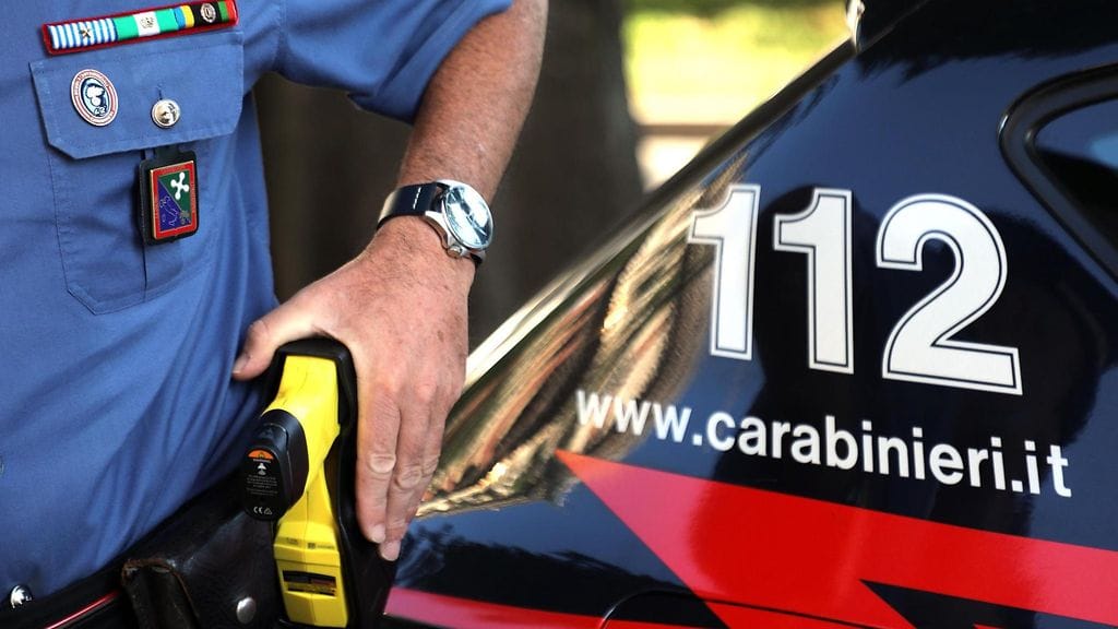 Kuvituskuva Italian karabinieerista.