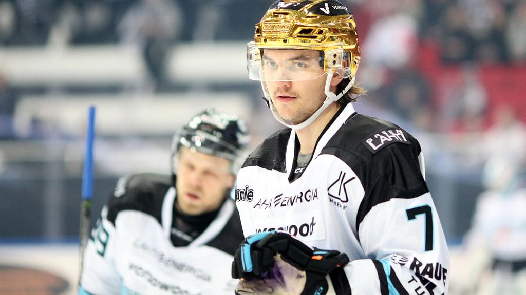 Oliwer Kaski jahtaa Liigan kaikkien aikojen puolustajien piste-ennätystä runkosarjan viimeisillä kierroksilla.