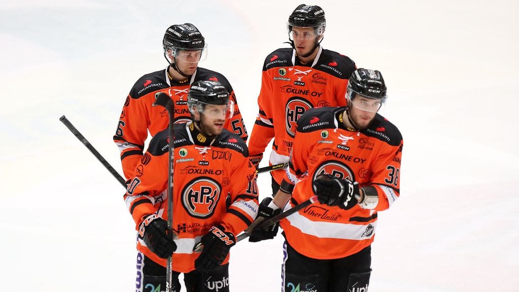 HPK saa jännittää runkosarjan lopulla sitä, nappaako se suoran puolivälieräpaikan.