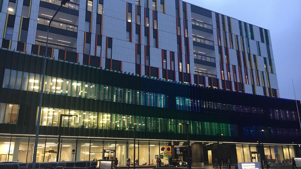 Uusi lastensairaala sijaitsee Helsingin Meilahdessa.