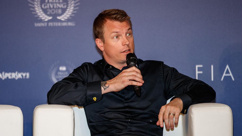 Kimi Räikkönen edusti huolella viime joulukuun FIA-gaalassa Pietarissa.