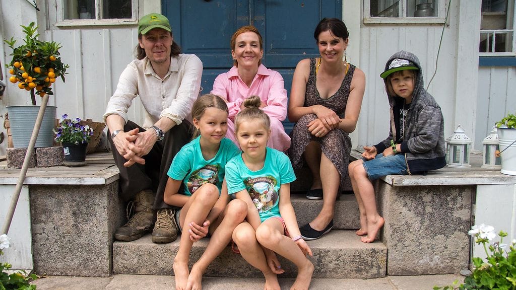 Temoset vierailivat taannoin Yökylässä Maria Veitola -ohjelmassa.