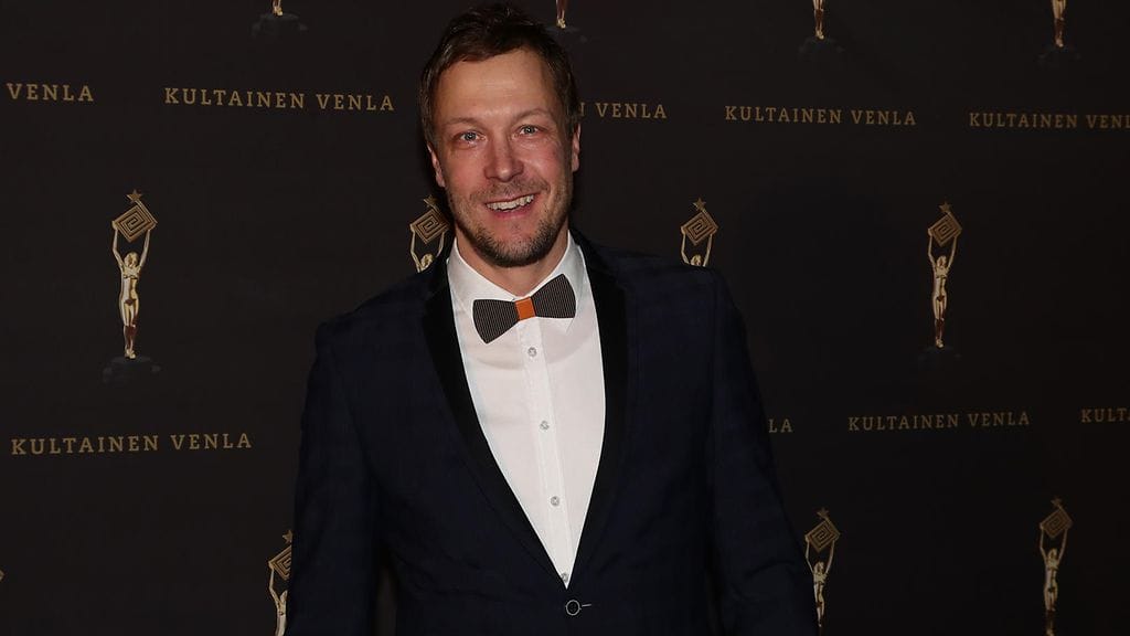 Mikko "Peltsi" Peltola sai kutsun puolisonsa kanssa Linnan juhliin.