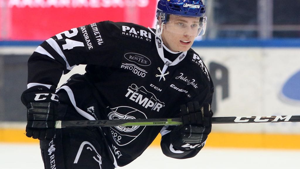 Kaapo Kakko vei TPS:n 3-1-johtoon Turussa.