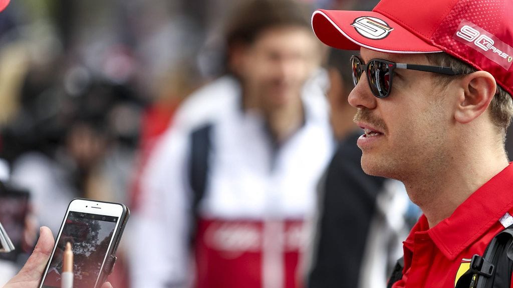 Sebastian Vettel ei naureskellut perjantain vapaiden harjoitusten jälkeen Australian Melbournessa.