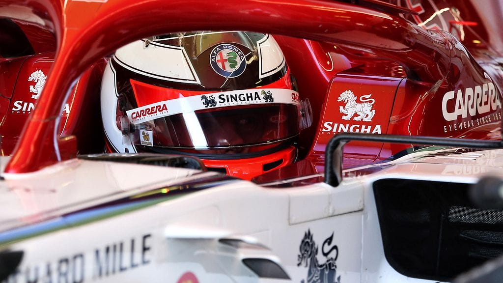 Kimi Räikkönen oli Australian Melbournessa toisten vapaiden harjoitusten kuudenneksi nopein.