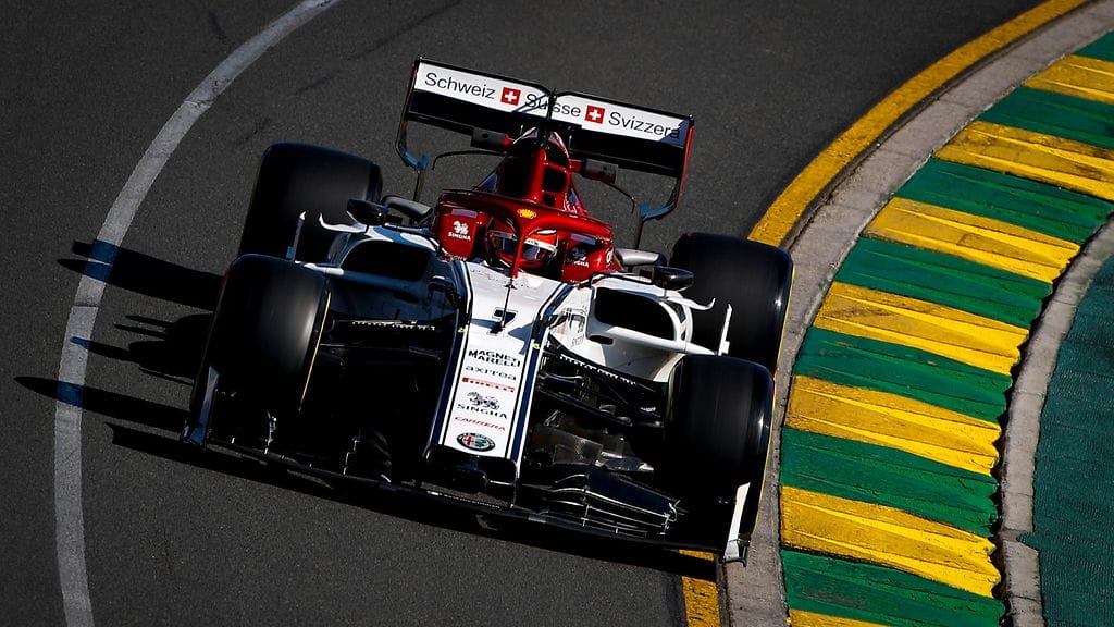 Kimi Räikkönen oli perjantain toisten vapaiden harjoitusten kuudenneksi nopein. F1-sarjan analyyseissä Alfa Romeo piti varsin lupaavaa vauhtia erityisesti pitkissä vedoissa.