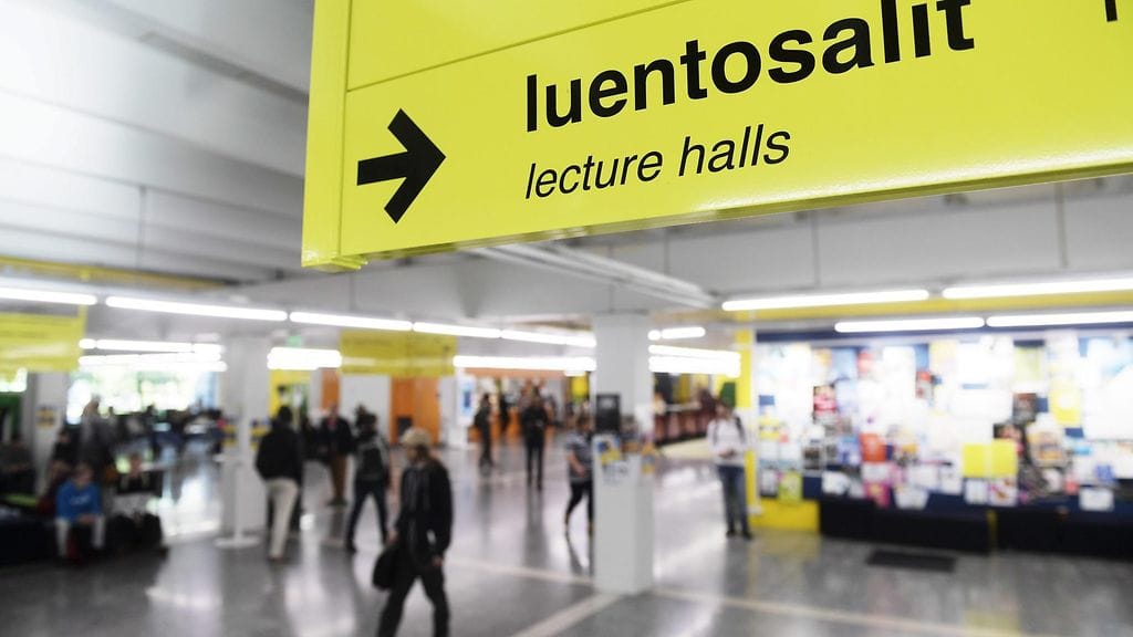 Liki 40 000 opiskelijaa on saanut Kelalta opintotuen takaisinperintäkirjeen.