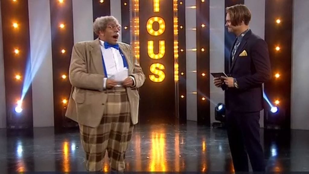 Pentti Olavi Liitikko yritti heti päästä selville Roope Salmisen poliittisesta kannasta.