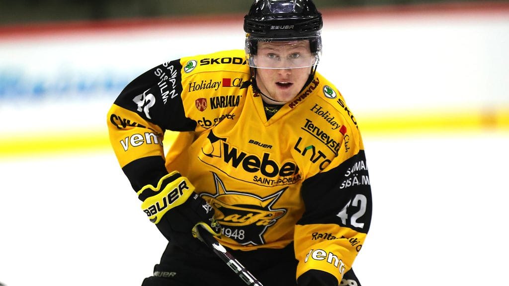 Robin Salo teki upean maalin Ilvestä vastaan.