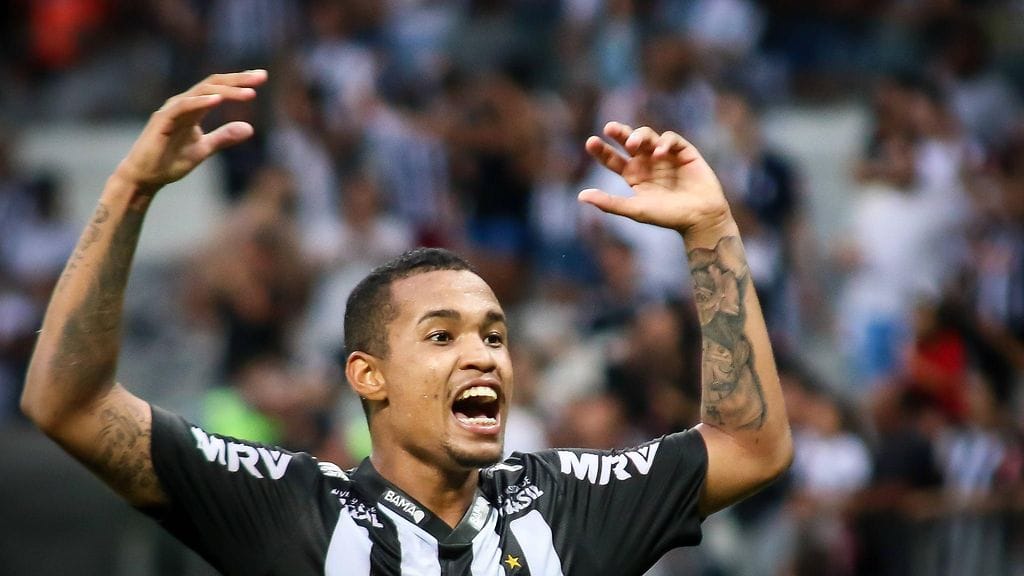 Atletico Mineiron hyökkääjä Alerrandro korvasi pojan kokemat vääryydet.