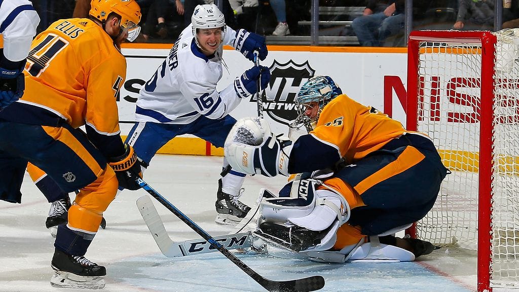 Pekka Rinne pysäytti kaikki kiekot Nashvillen voitossa Torontoa vastaan.