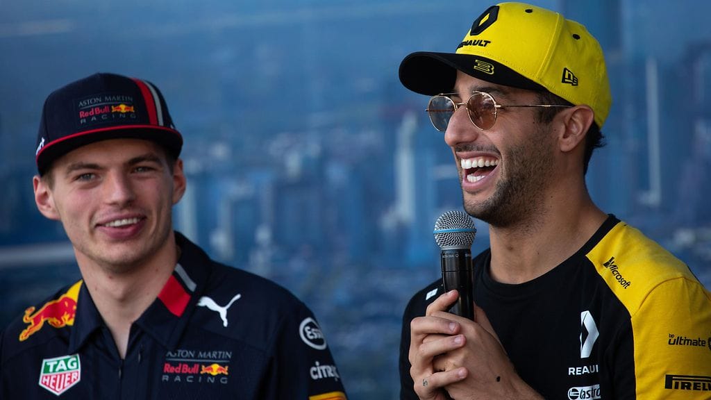 Daniel Ricciardo ja Max Verstappen ovat entisiä tallikavereita.