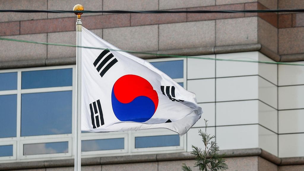 Etelä-Koreassa on kirjattu viime vuonna ennätyksellisen paljon venäläisiä turvapaikanhakijoita. Kuvituskuvassa Etelä-Korean lippu.