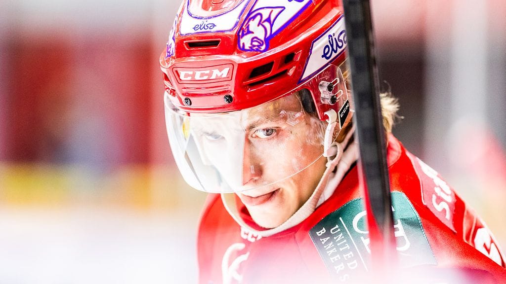 Iikka Kangasniemi oli sivussa IFK:n kokoonpanosta.