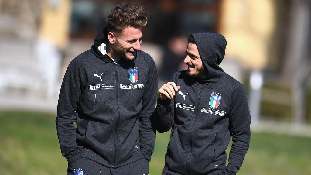 Alessandro Florenzi (oik.) loukkaantui Italian torstain harjoituksissa ja joutuu jättämään viikonlopun EM-karsintapelit väliin.