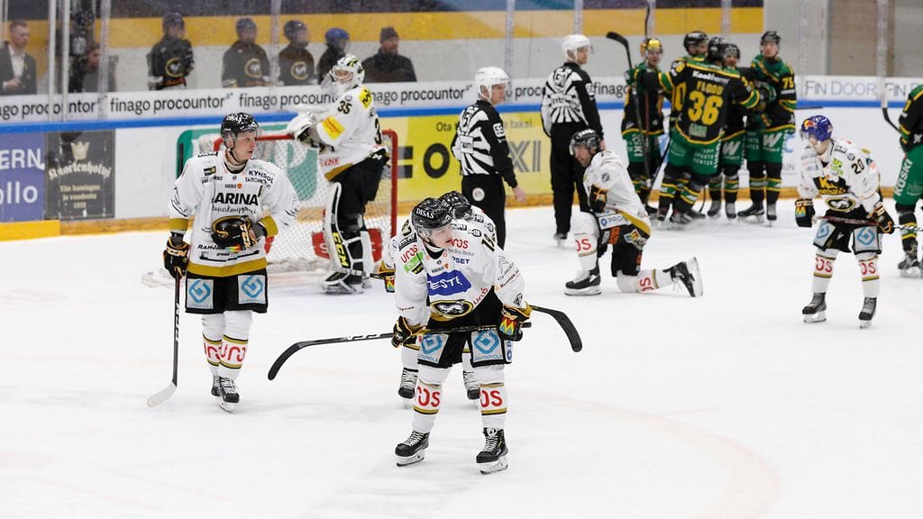 Ilves on horjuttanut Kärppiä puolivälieräavauksessa Oulussa.