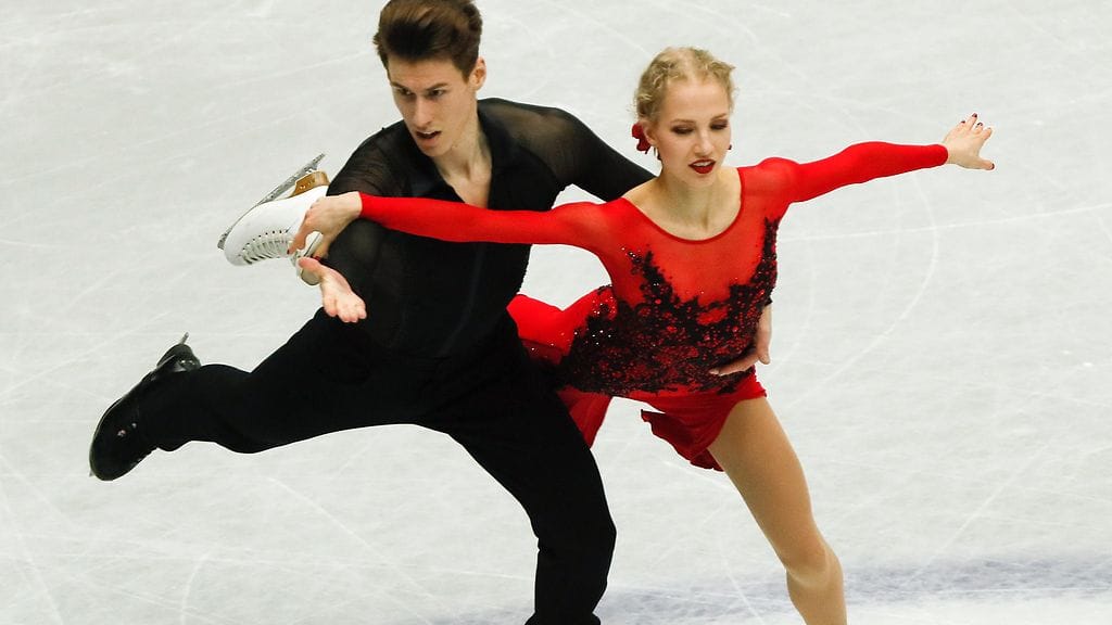 Juulia Turkkila ja Mathias Versluis debytoivat taitoluistelun MM-kisoissa jäätanssissa ja sijoittuivat lopulta sijalle 16.