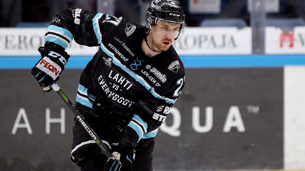 Miska Siikonen teki 1-1-tasoitusmaalin alivoimalla.