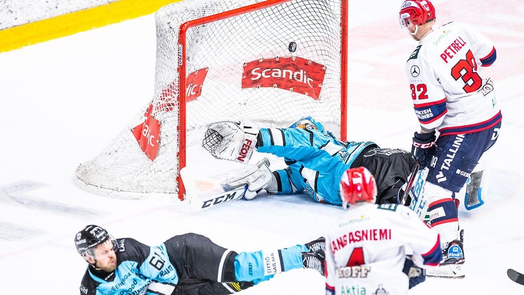 Iikka Kangasniemi ja 2-1-voittomaali.