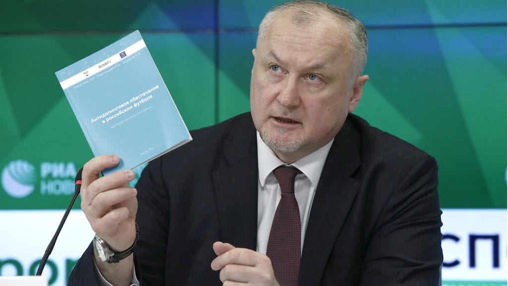 Rusadan johtaja Juri Ganus ilmoitti henkilöstön uudistamisesta lehdistötilaisuudessa Moskovassa.