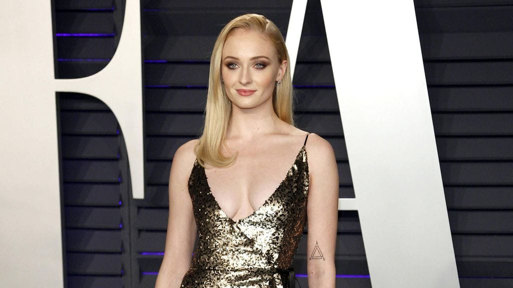 Sophie Turner paljasti ihastuneensa Matthew Perryyn.